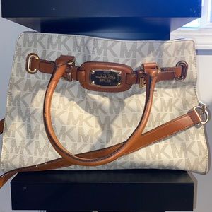 Michael Kors purse